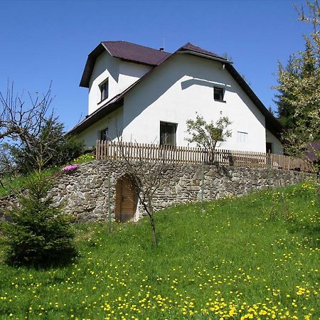 Penzion Na Kopecku Velke Karlovice Exterior photo
